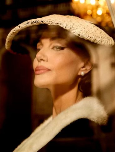 Maria Pablo Larrain